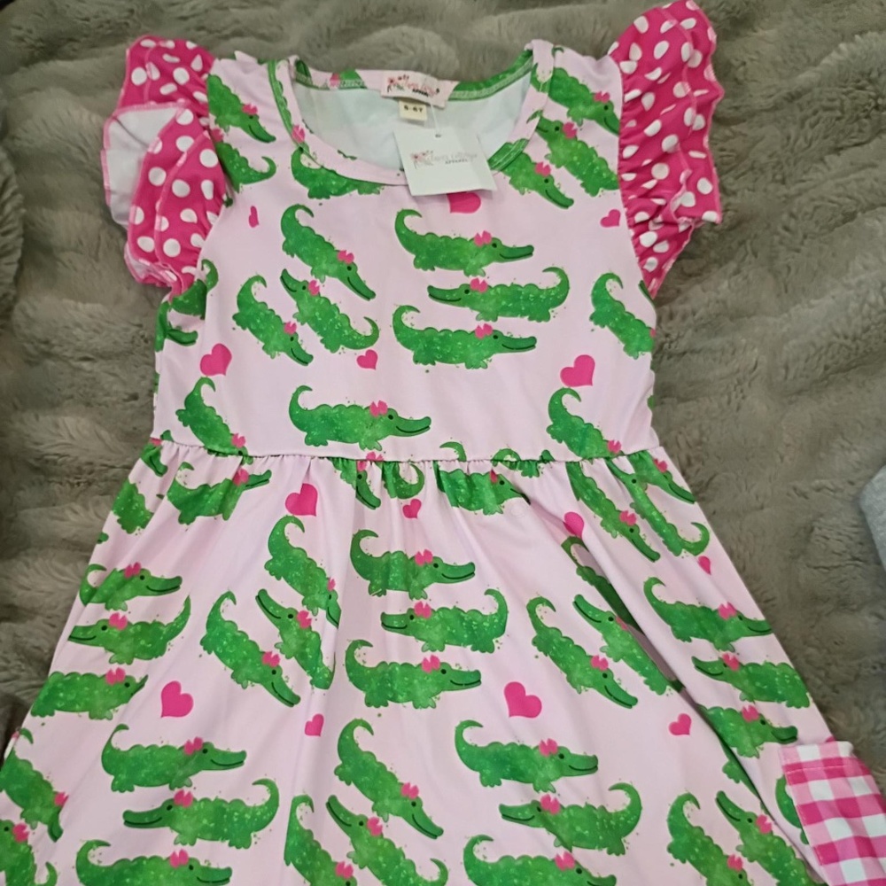 💋 Clover SUPER CUTE Girls 5-6 NWT